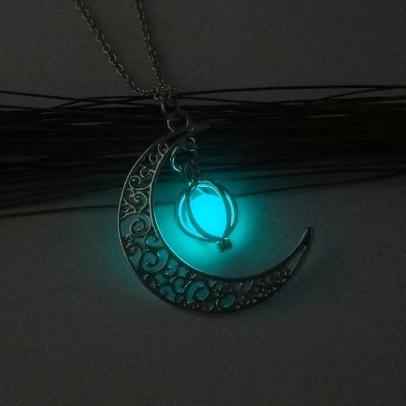 Luminous Moon Stone Healing Pendant Necklace - Image 2